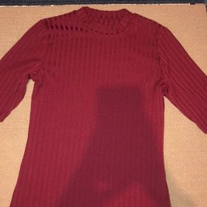 Hollister medium maroon turtle neck